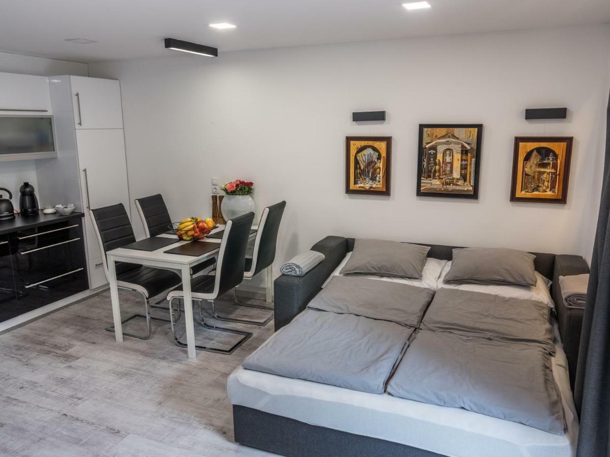 Apartman Loczy *